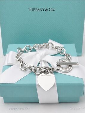 Tiffany & Co. Heart Tag Charm Toggle Bracelet Sterling Silver 925 Gift Box Pouch